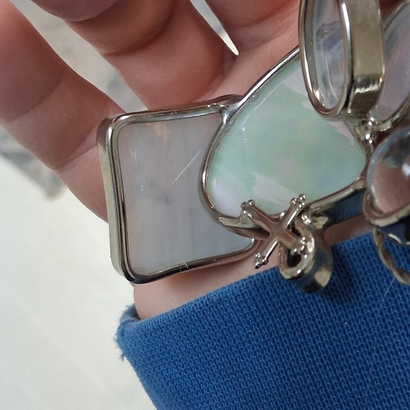 VTG Signed Stained Glass Angel Christmas Figurine 2000 Iridescent Halo Cross Art - Picture 7 of 13